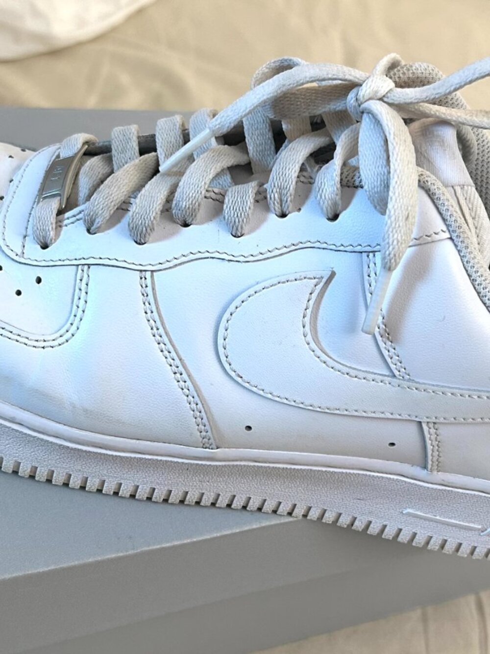 Nike Air Force Ones Used AF1 White - Picture 4 of 10